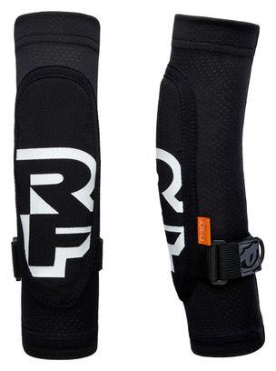 Race face sendy kids elbow pads black