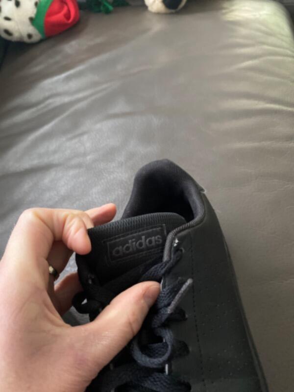 Entre Particuliers - Basket lacets adidas noires 35 7/7