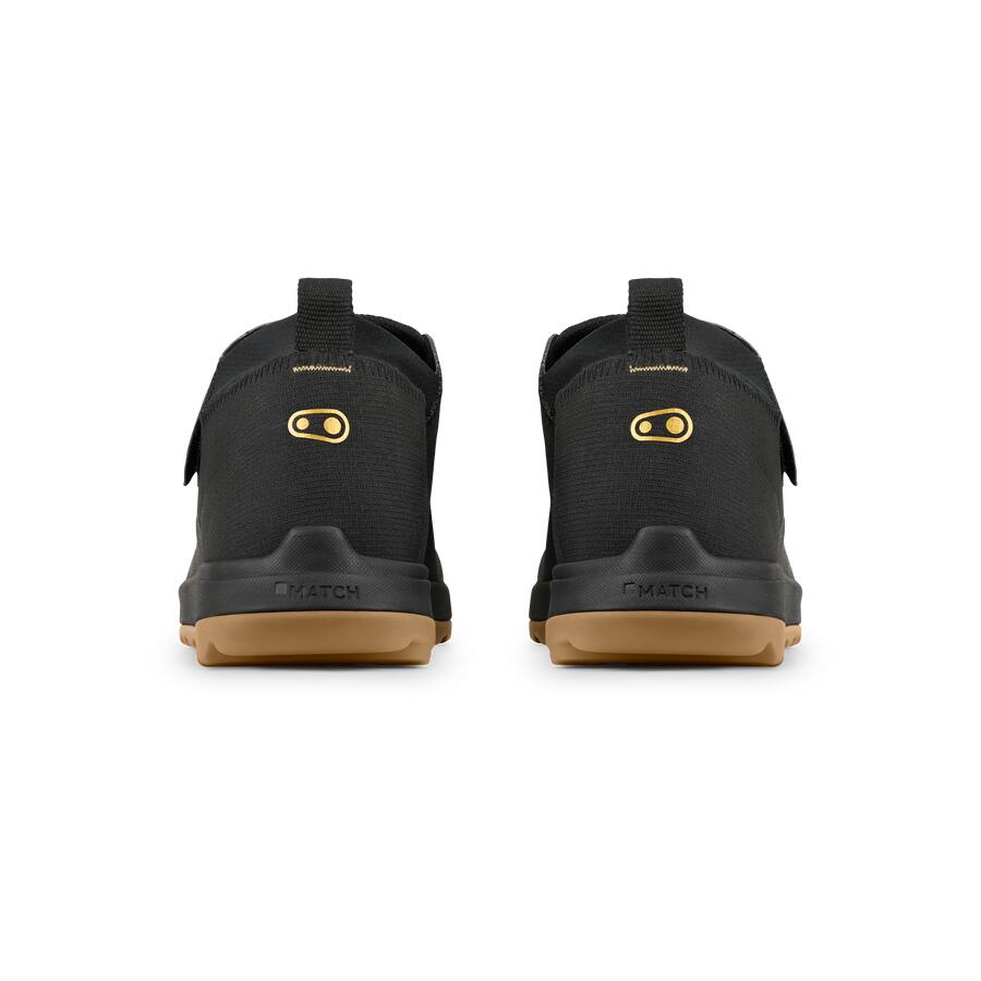 Chaussures STAMP TRAIL BOA - noir/or / semelle marron 6/6