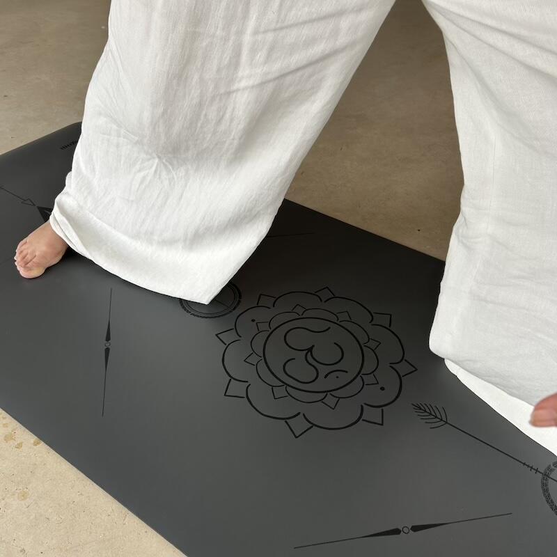 Tapis de yoga antidérapant Star Om Gris 5/5