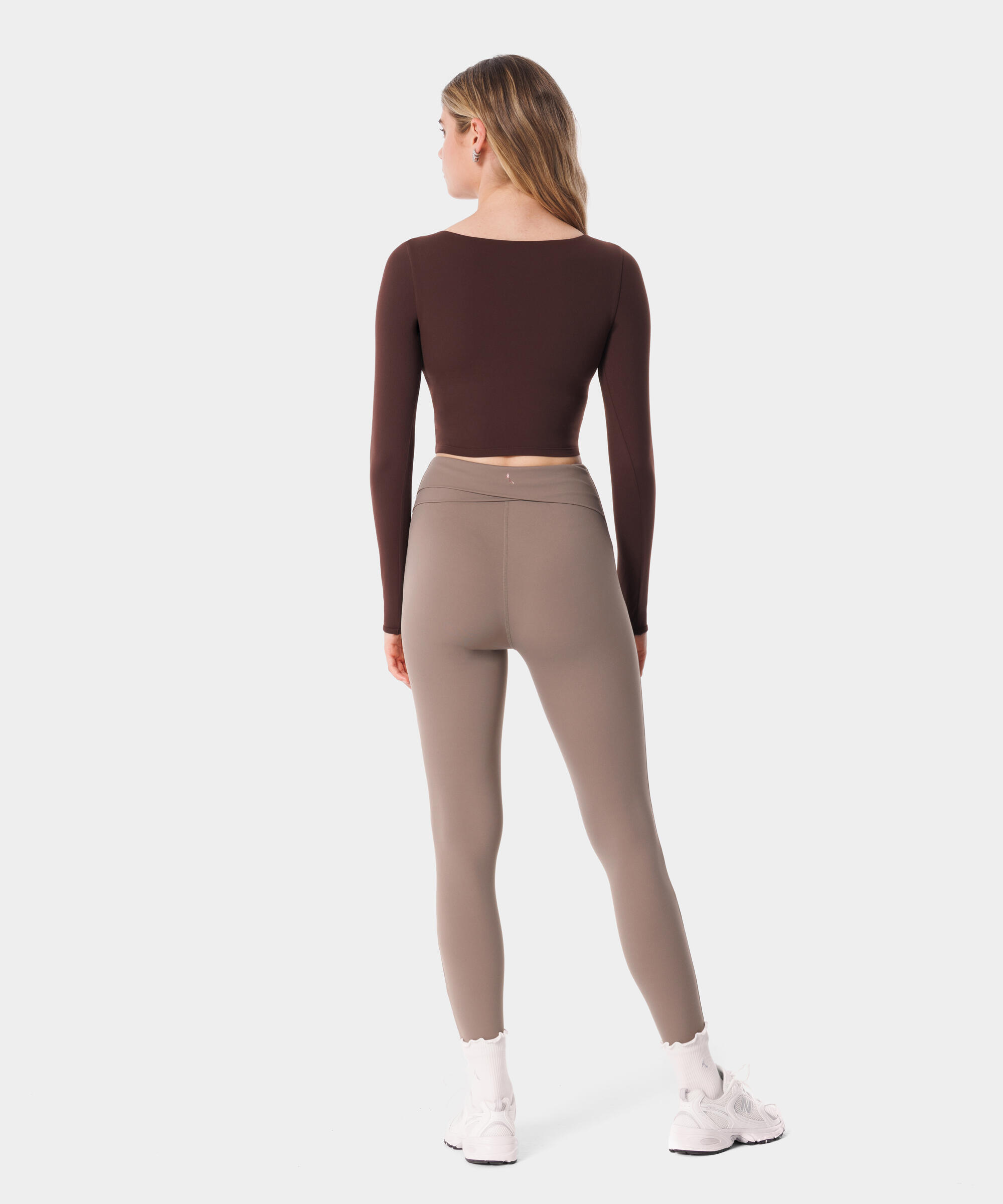 Longsleeve z wycięciem dla kobiet na fitness Carpatree Balletcore 4/5