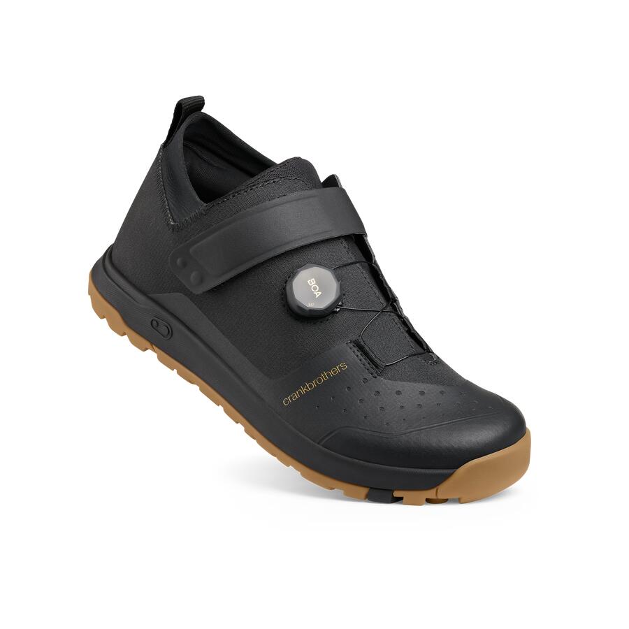 STAMP TRAIL BOA Shoes - black/gold / brown sole