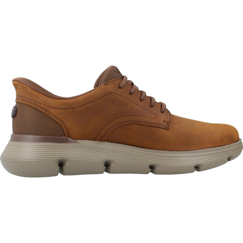 Baskets Skechers Modèle Garza - Duran Couleur Marron 4/5