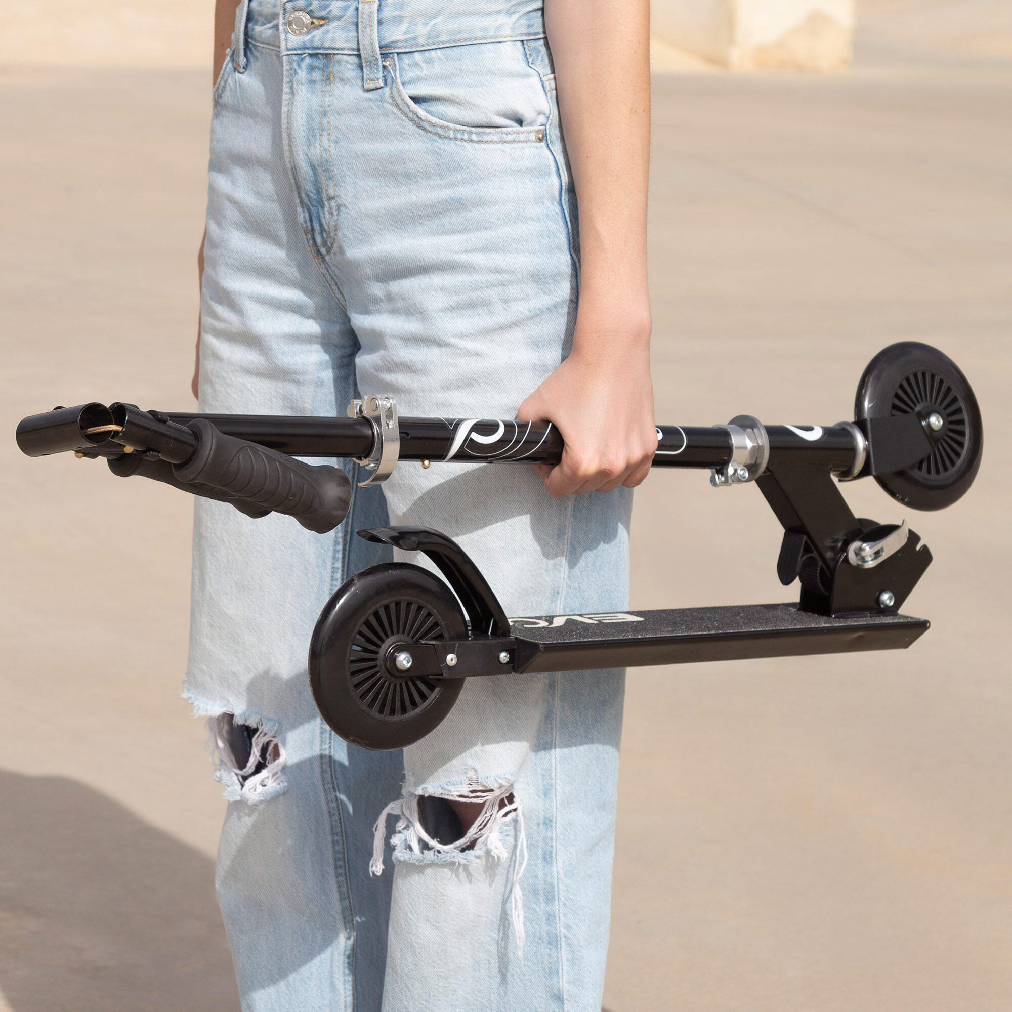 Scooter a 2 ruote pieghevole e regolabile nero EVO 2/7