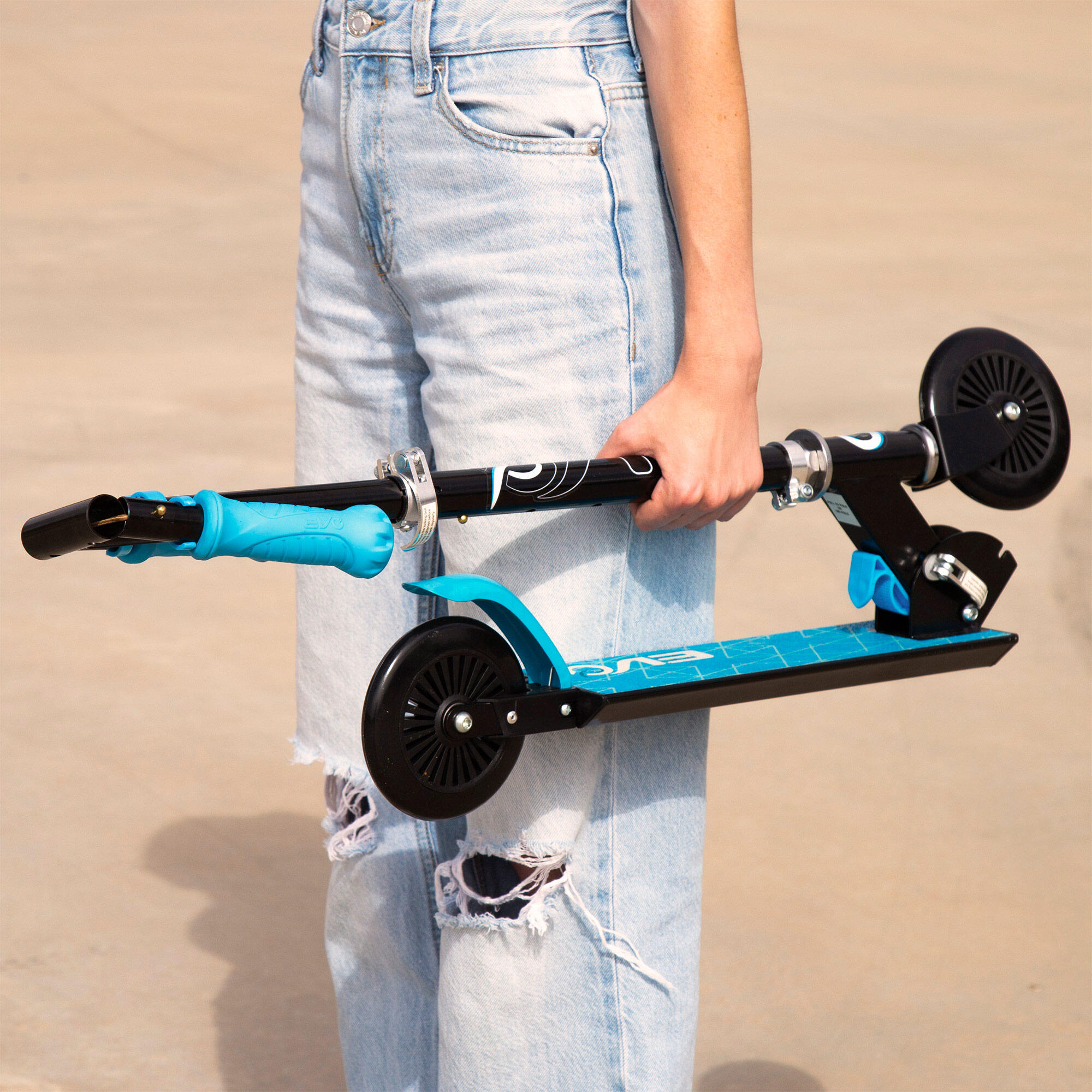 Scooter a 2 ruote pieghevole e regolabile blu EVO 2/7