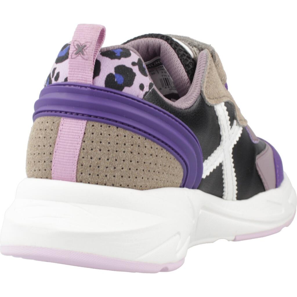 Baskets Munich Modèle Track Vco 111 Couleur Violet 3/7