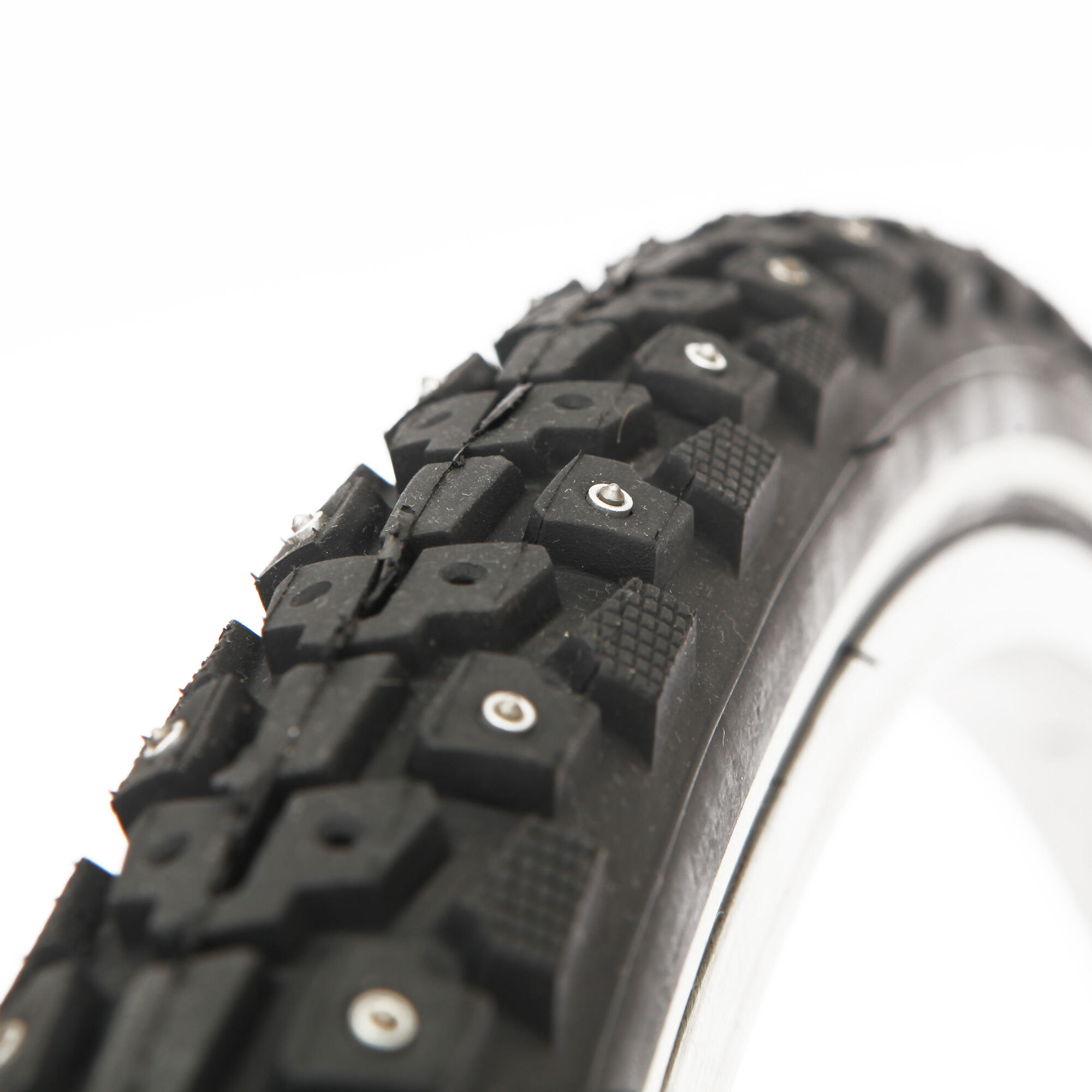 Copertone Bici Chiodato 26x1,75 Rubena 120 chiodi INVERNO 4/4