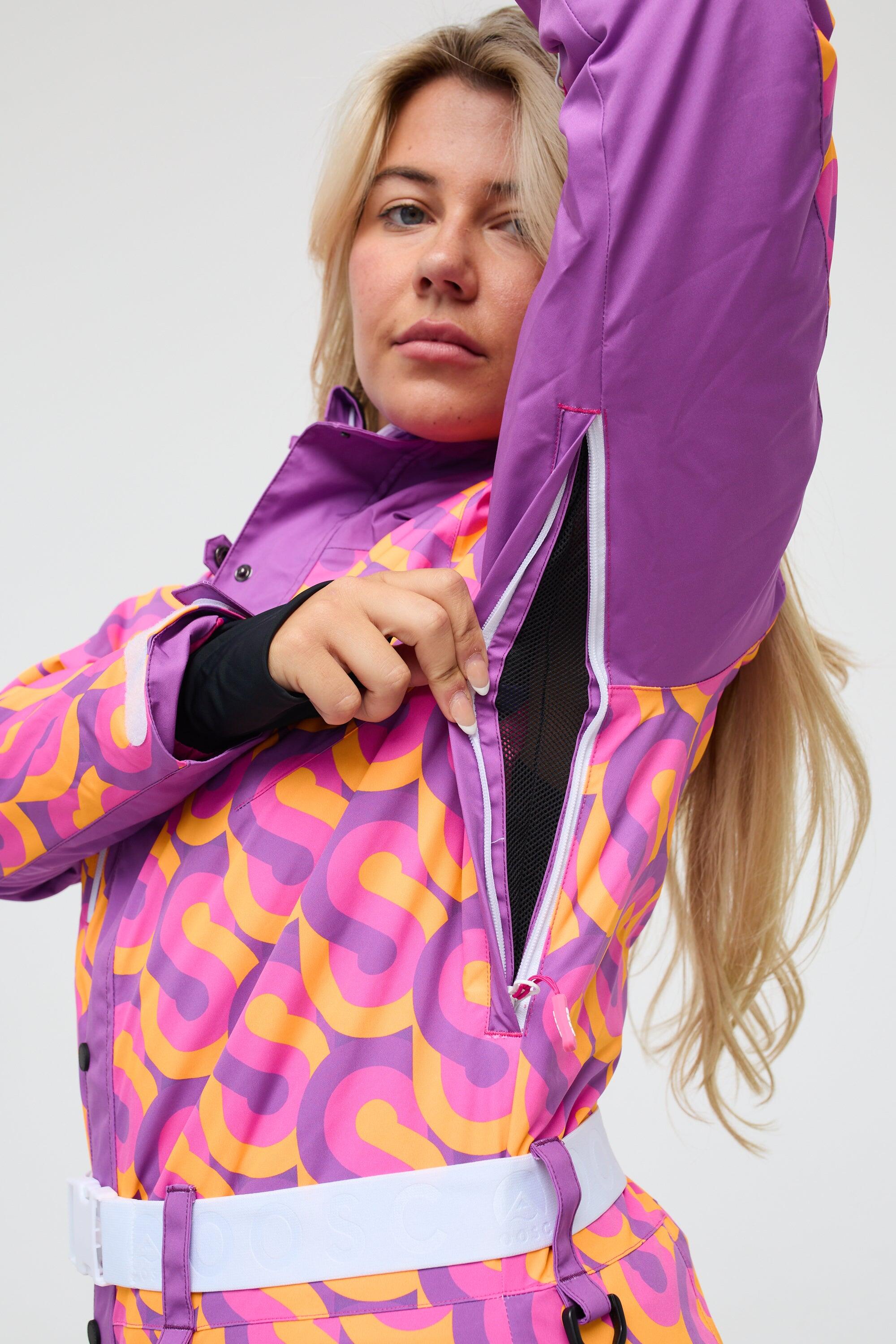 That 70's Show Curved Female Ski Suit 6/7