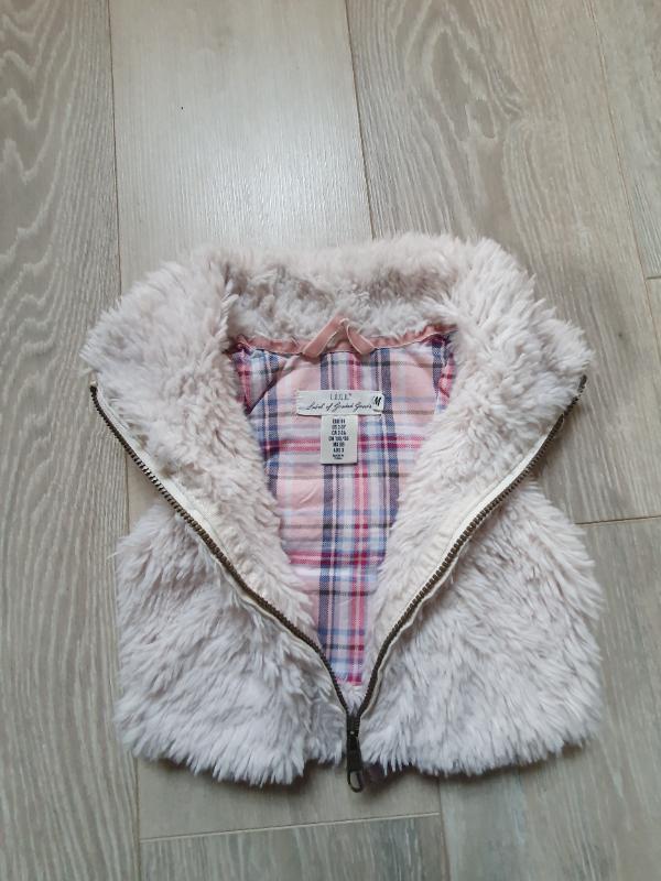 Tussen Particulieren - beige bodywarmer maat 2-3 jaar 3/4