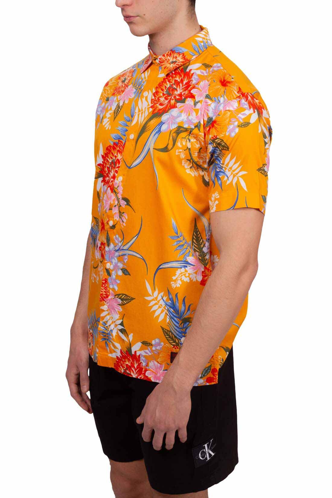 SUPERDRY picture