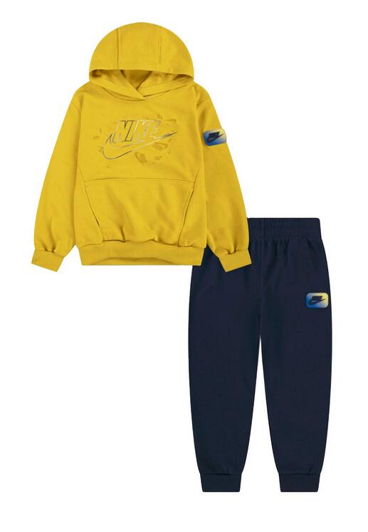 NIKE picture