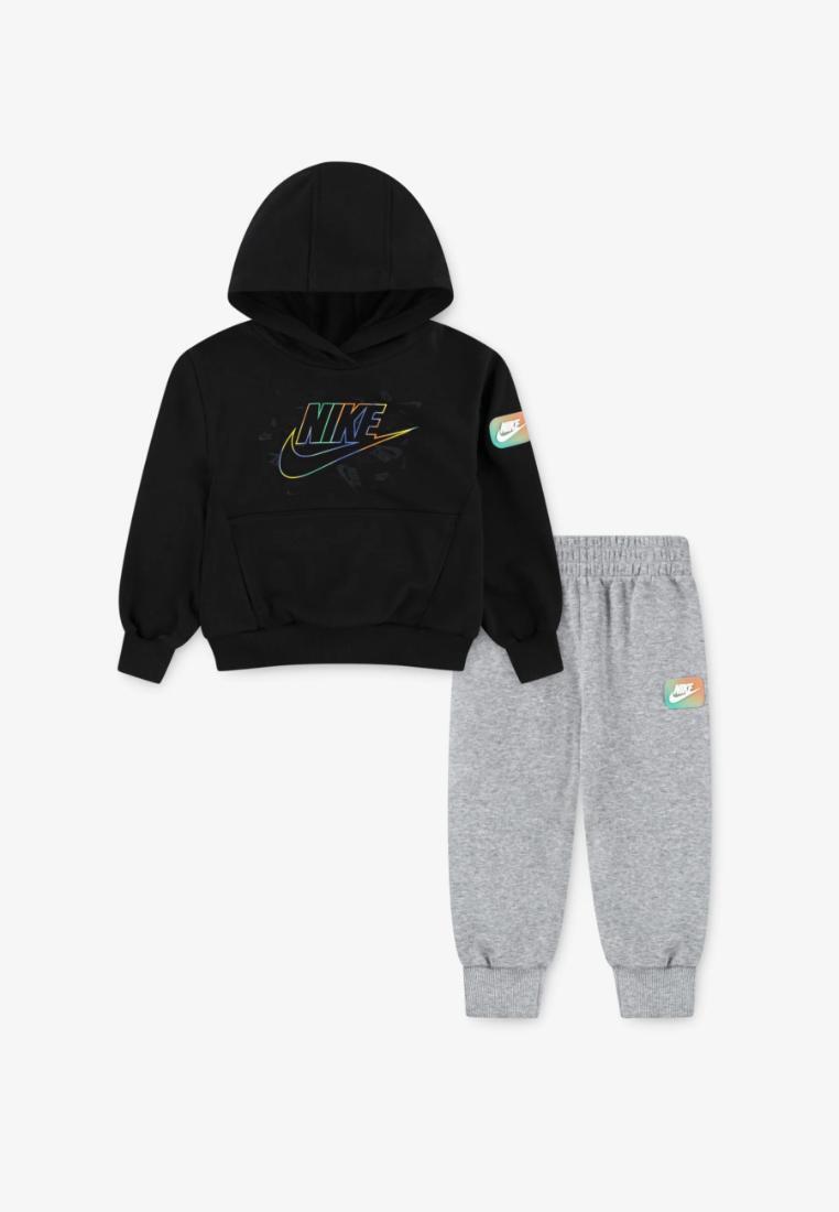 NIKE picture