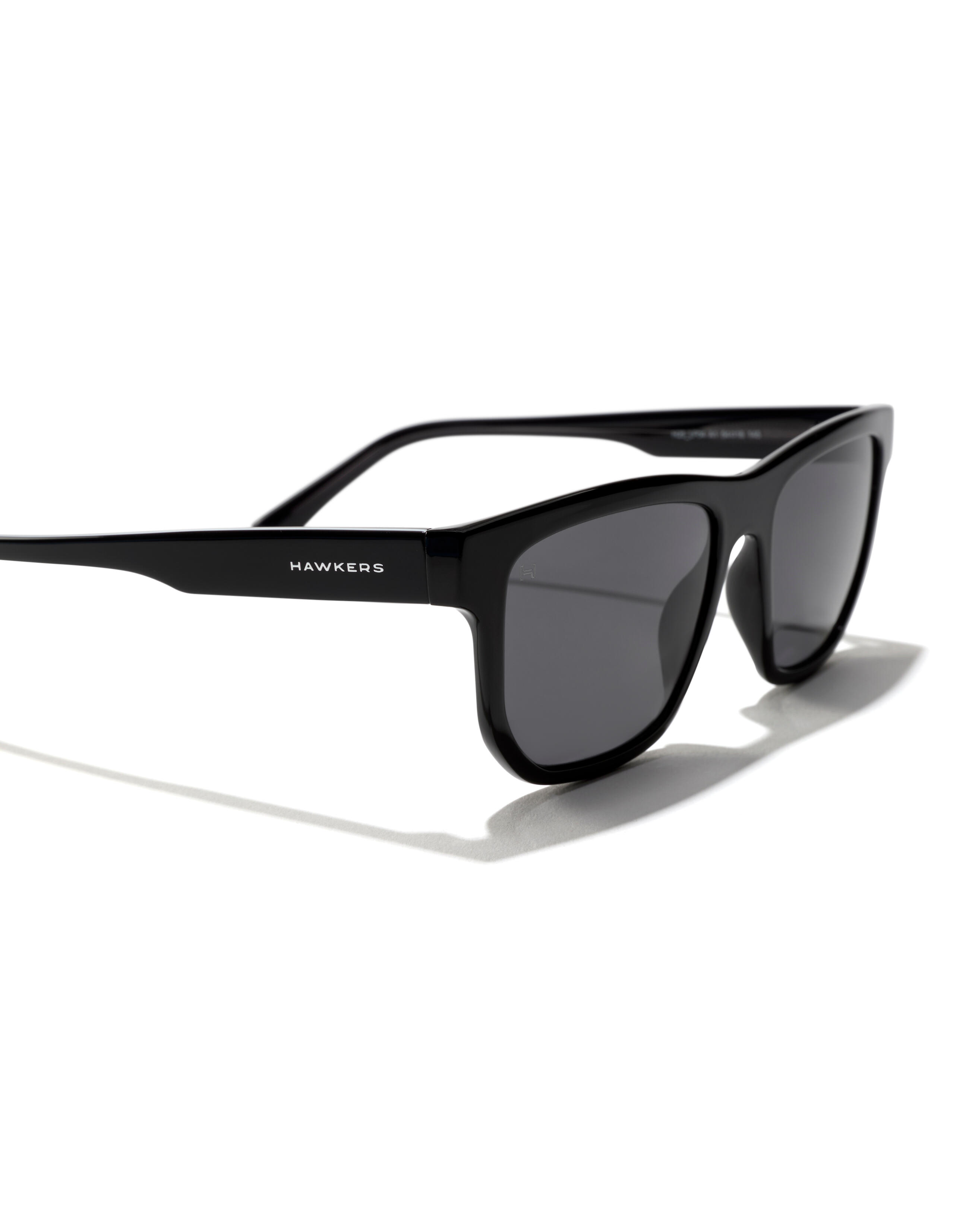 HAWKERS - Lunettes de soleil pour Homme et Femme - MARS - BLACK DARK 4/8