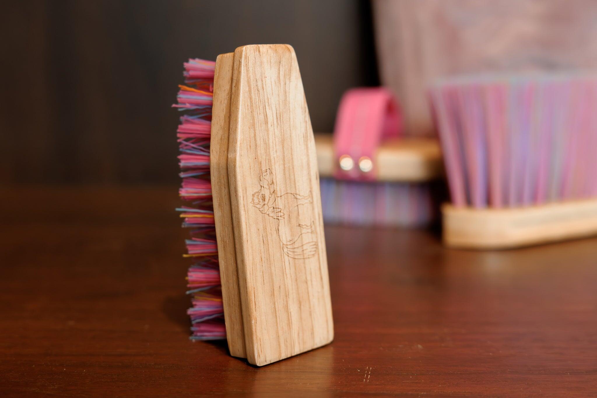 Horse brush Grooming Deluxe Sammy 2/4