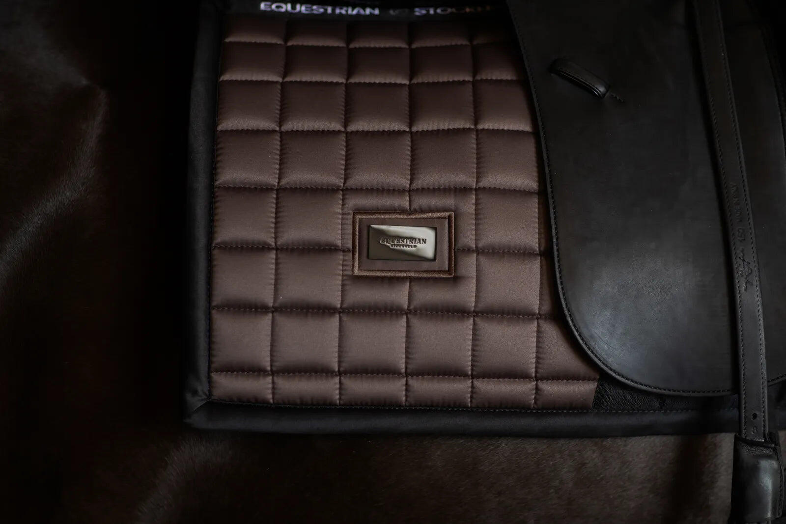 Tapis de selle Sportive Mocha DRESSAGE - Equestrian Stockholm 2/5