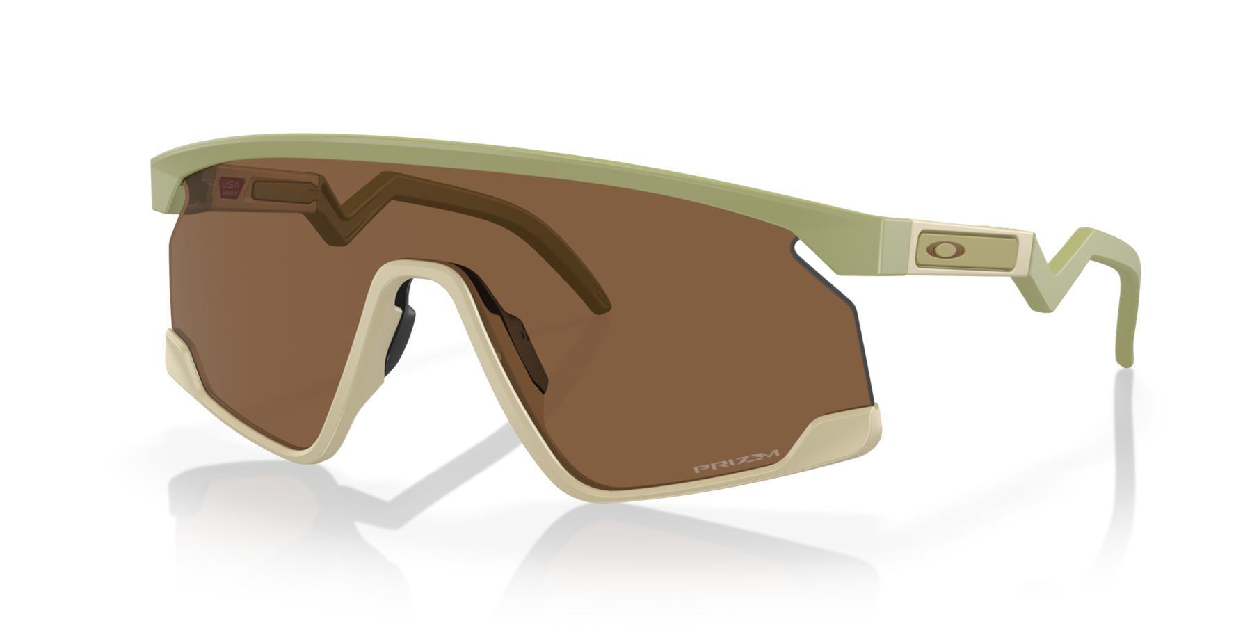 OAKLEY picture