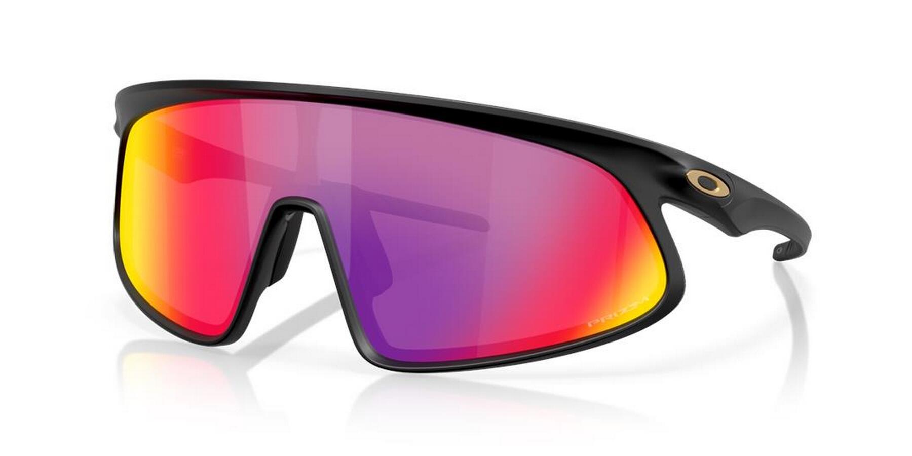 OAKLEY picture