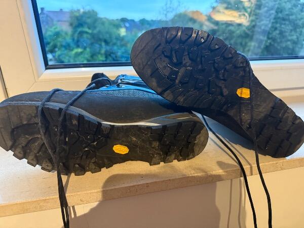 Entre Particuliers - La Sportiva - moutain - trango tower GTX 3/4