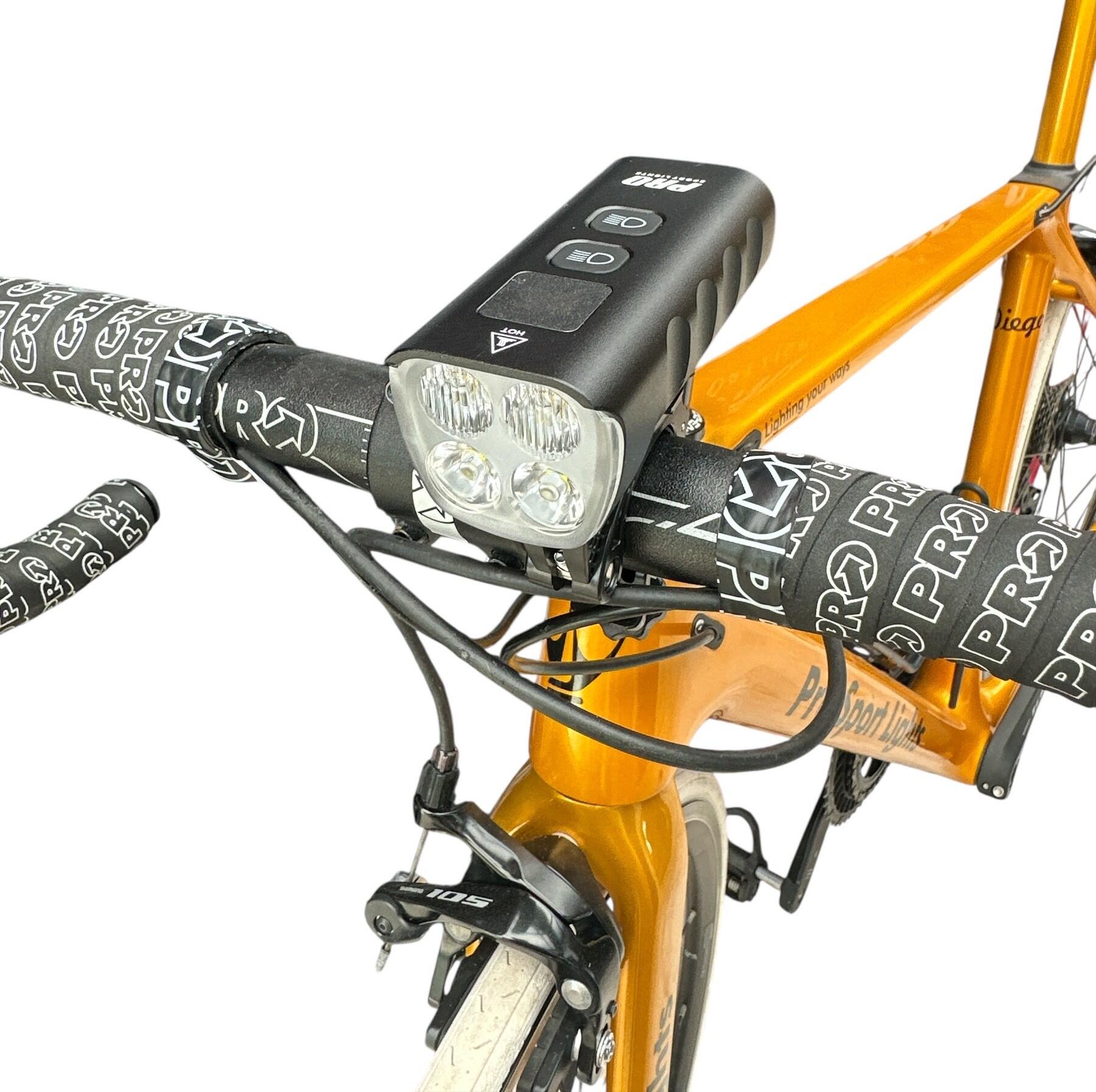 Conjunto de iluminação para bicicleta 1800 e 100 lúmenes - Performance 4/8
