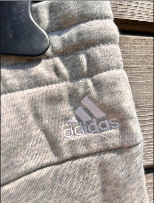 Entre Particuliers - Adidas - Short gris - Taille M 5/5