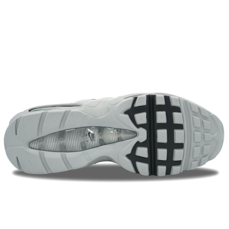 Nike Air Max 95 Triple Grey 3/4