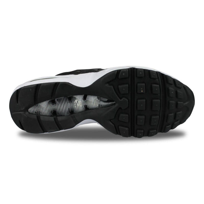 WMNS Nike Air Max 95 Black 3/4