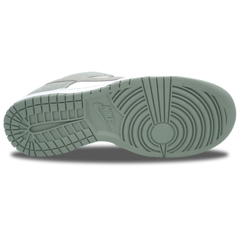 Nike Dunk Low SE Light Pumice 3/4