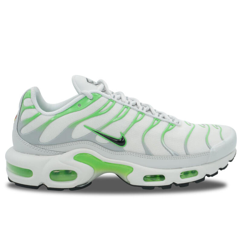 Nike air max plus green strike
