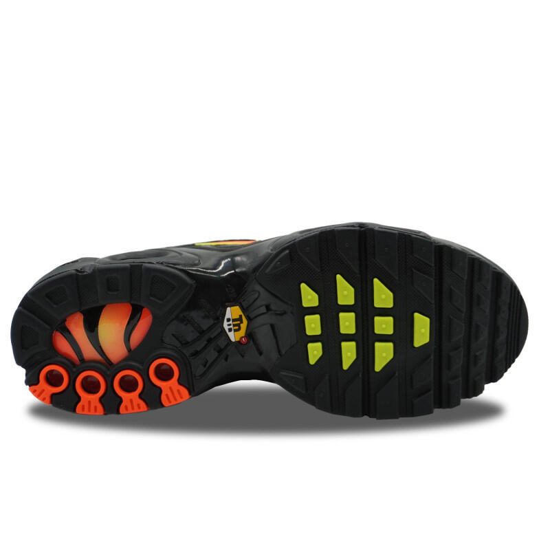 Nike Air Max Plus TN Black Volt Hyper Crimson 3/4