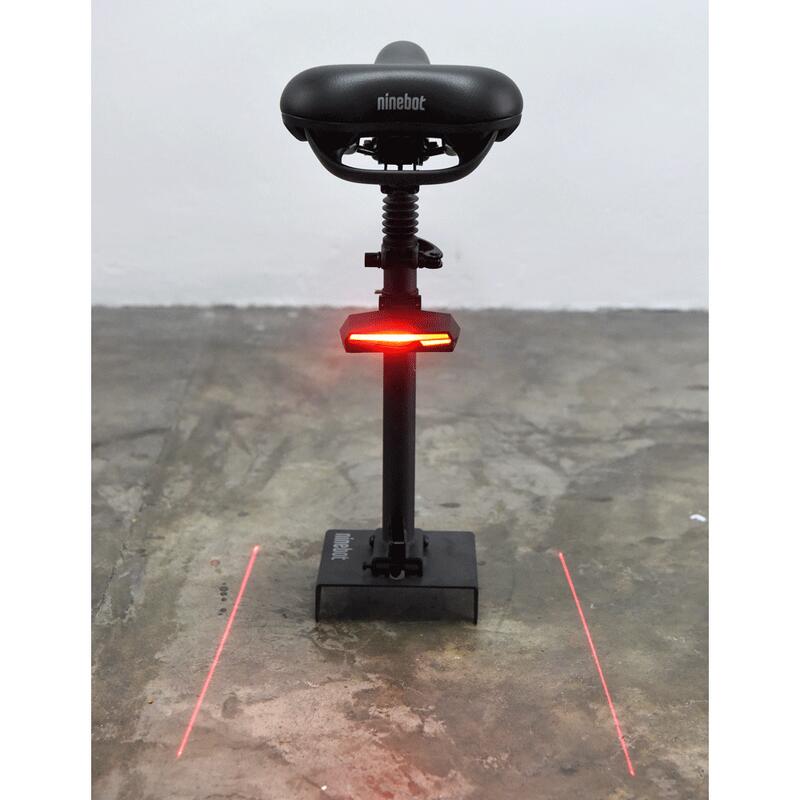 Stop LED spate pentru trotinete electrice, Waterproof IPX4, 85 lumeni
