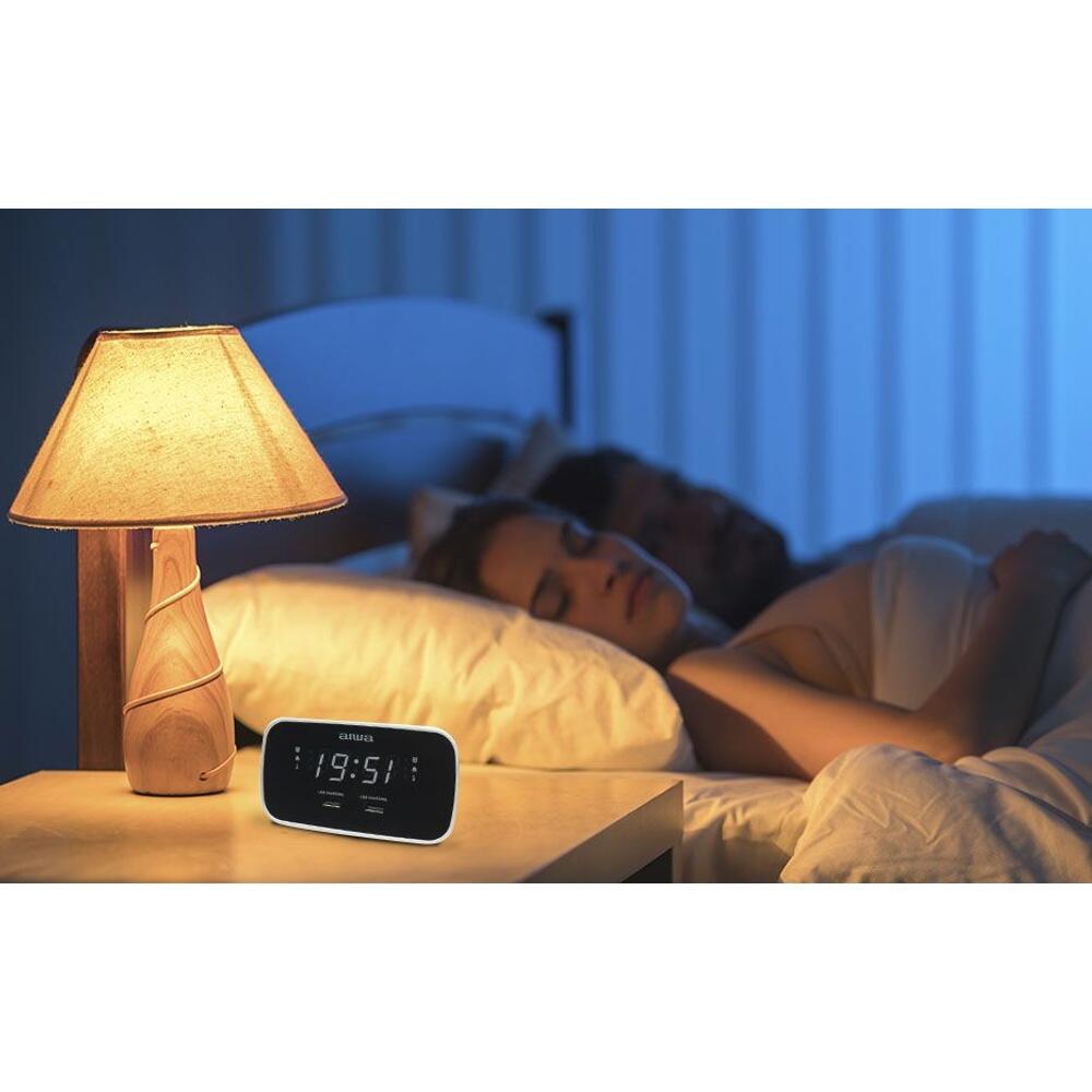 Adult Camping CRU-19 Radio Alarm Clock 3/3