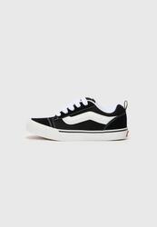 Baskets Vans Modèle Knu Skool Couleur Noir