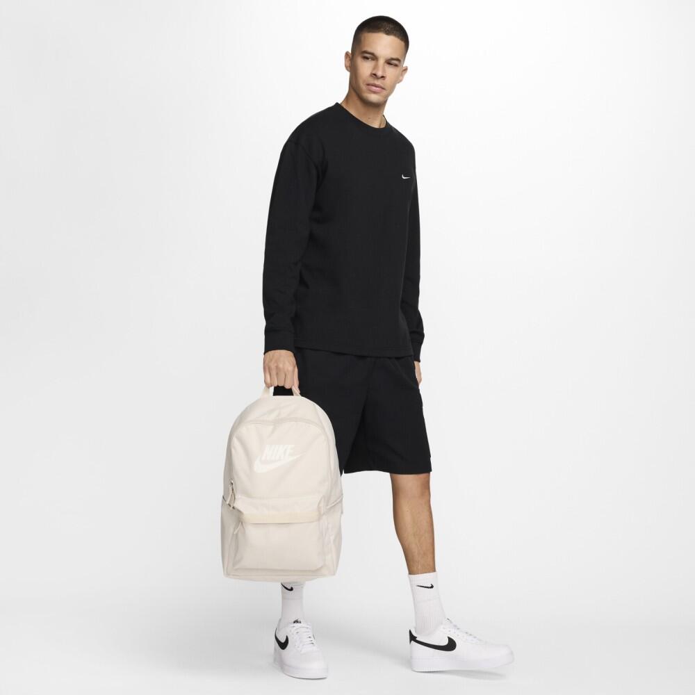 NIKE picture