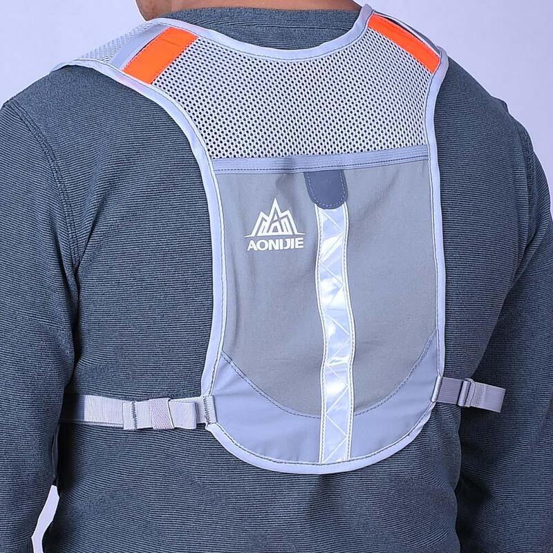 E884 Ligthweight Reflective Vest Backpack