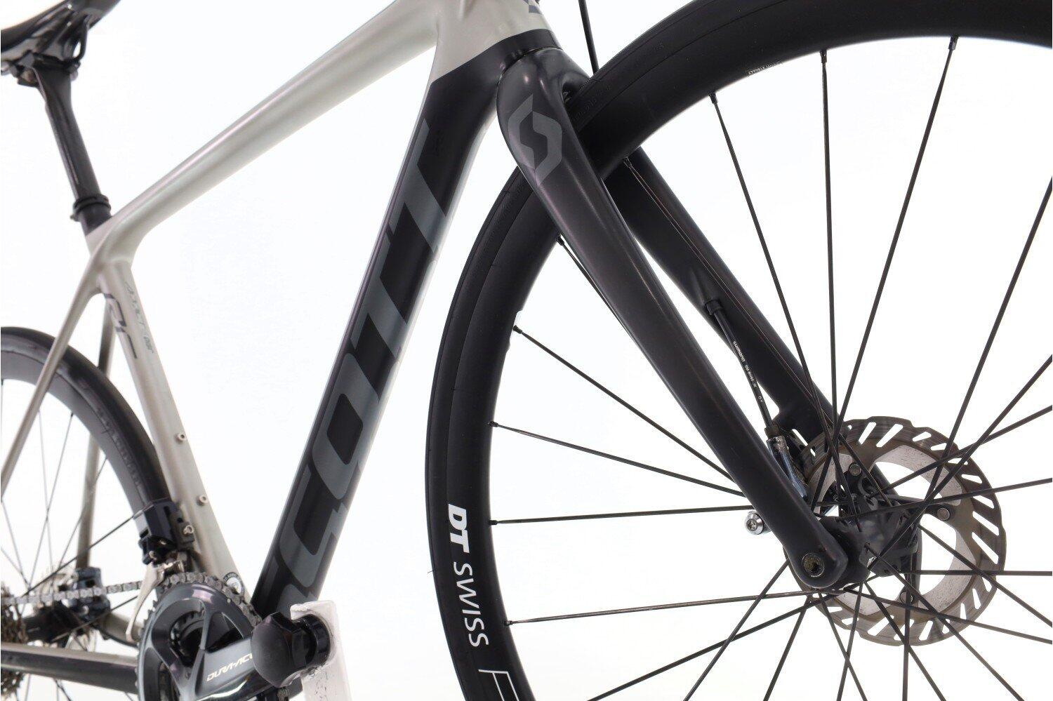 Vélo de route reconditionné ·  Addict RC 15 Di2 11V · Très bon état 5/7