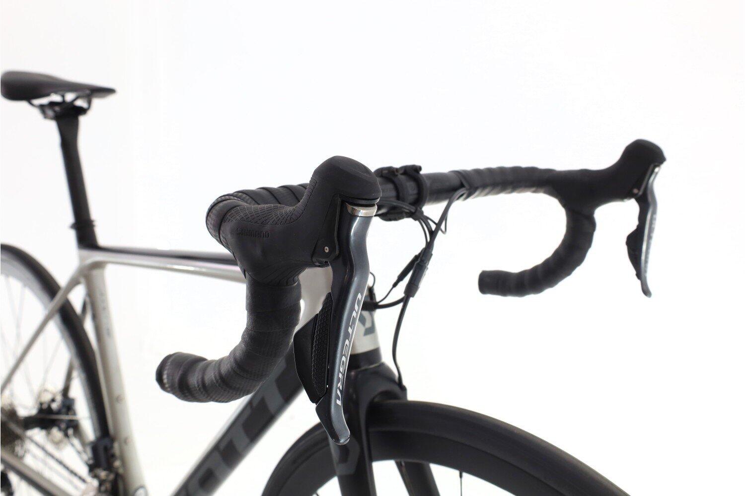 Vélo de route reconditionné ·  Addict RC 15 Di2 11V · Très bon état 6/7