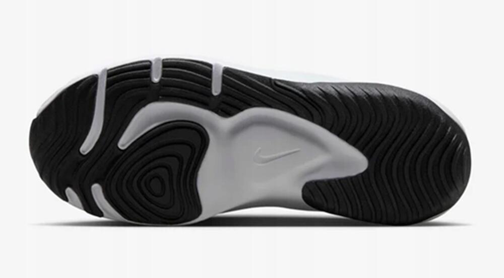 Dames Sportschoenen Nike Legend Essential 3 Nn 5/7