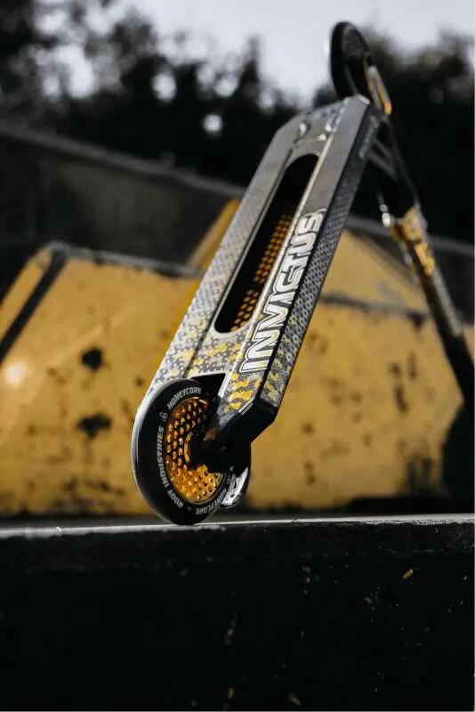 Freestyle-Roller Root Industries Invictus 2 4/4
