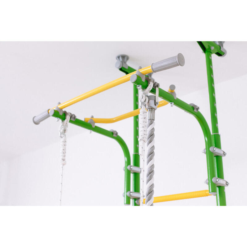 Scara gimnastică Kometa-5 cu bară de tracțiune