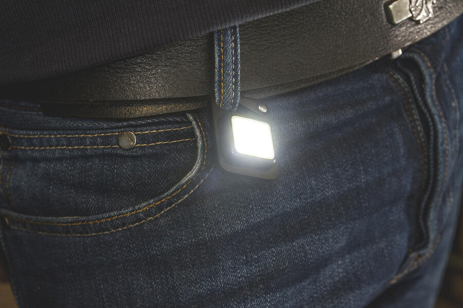 TRUE BUTTONLITE LED-SCHLÜSSELANHÄNGER KNOPFLEUCHTE 47 LUMEN WIEDERAUFLADBAR 5/5