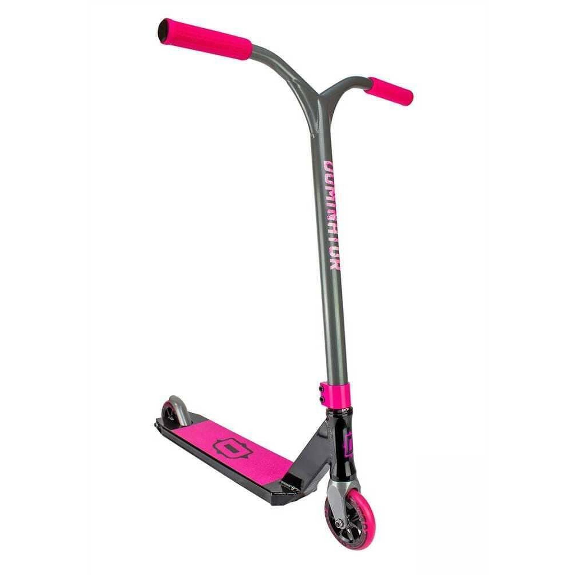 DOMINATOR Freestyle koloběžka Airborn