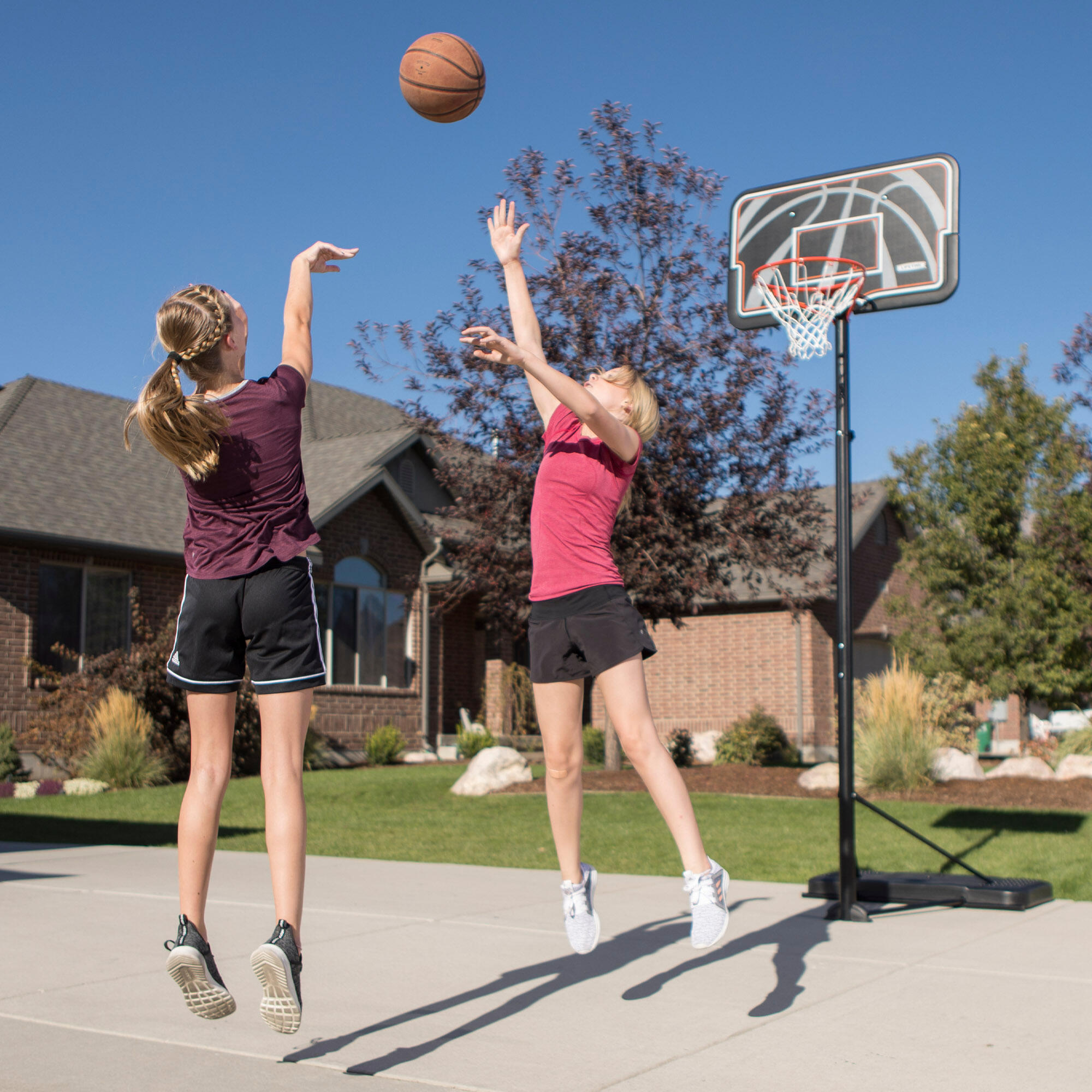 Canasta baloncesto ultrarresistente Lifetime altura regulable 229/305 cm uv100 3/5