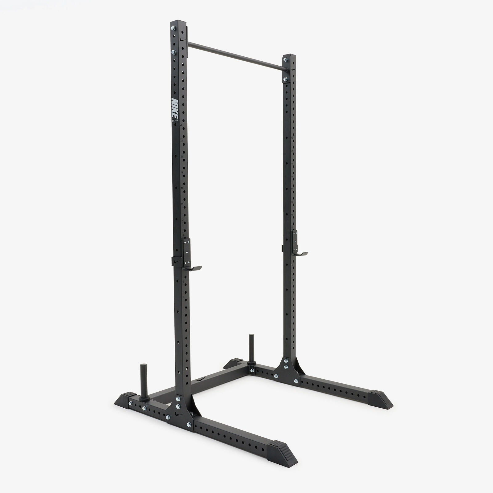 NIKE STRENGTH picture
