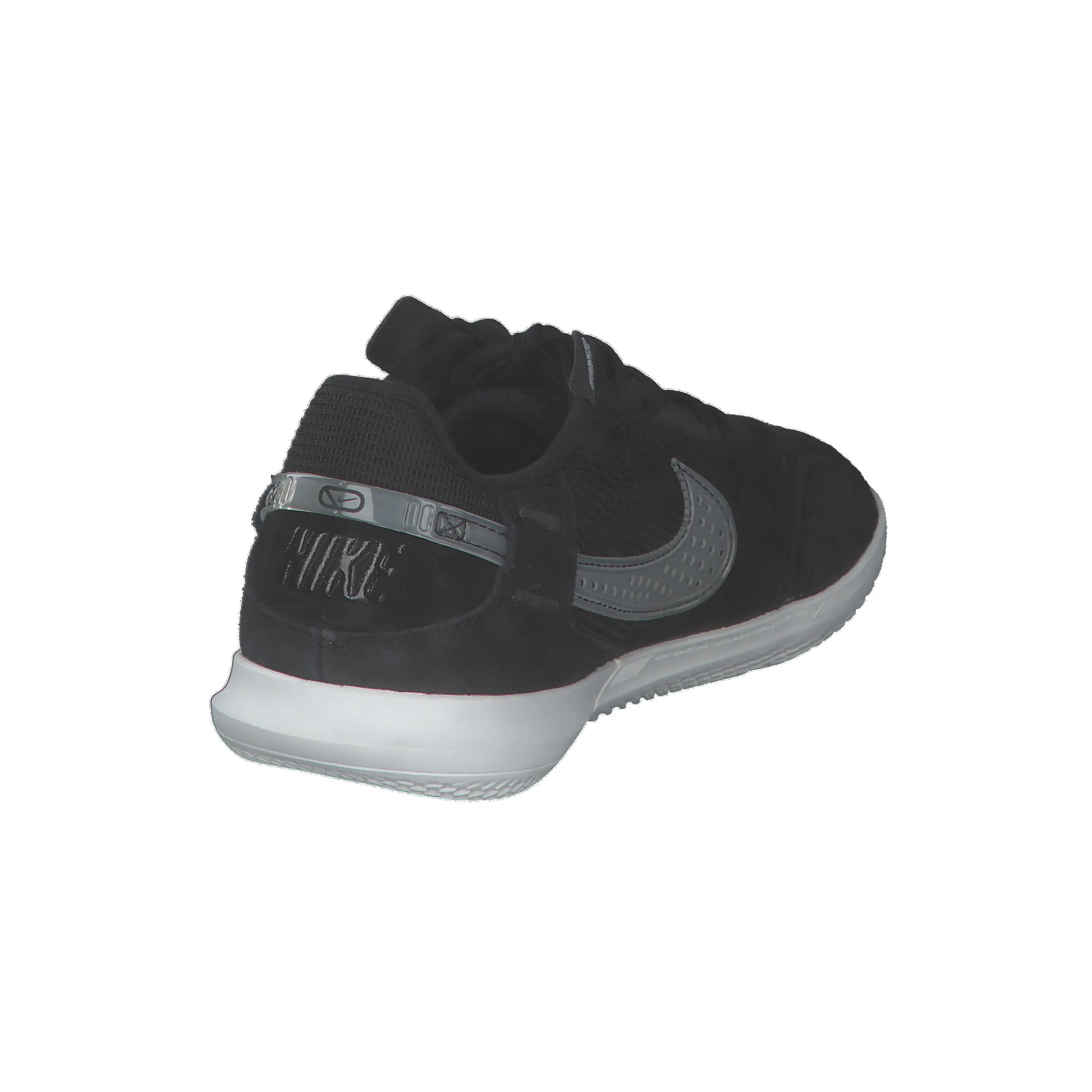 Nike Streetgato Voetbalschoenen Zwart/Wit Summit 6/7