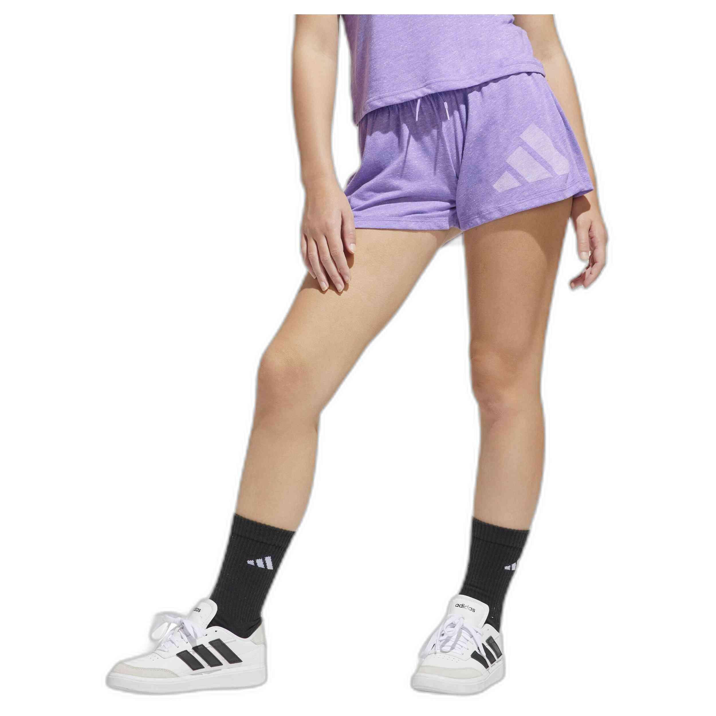 Pantaloncini Adidas modello JE3882 per ragazze 2/5