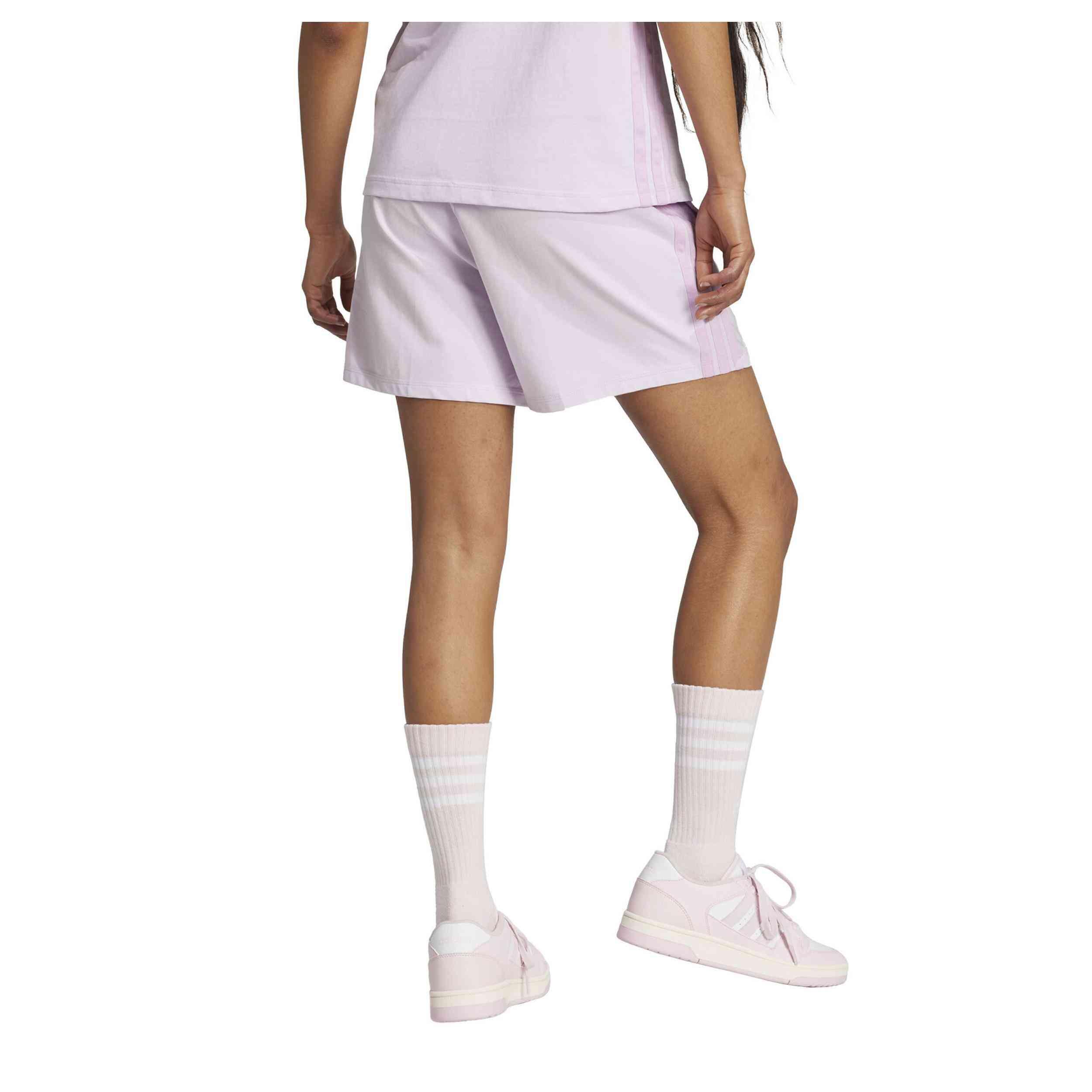 Korte broek Adidas model JD0909 voor vrouwen 2/5