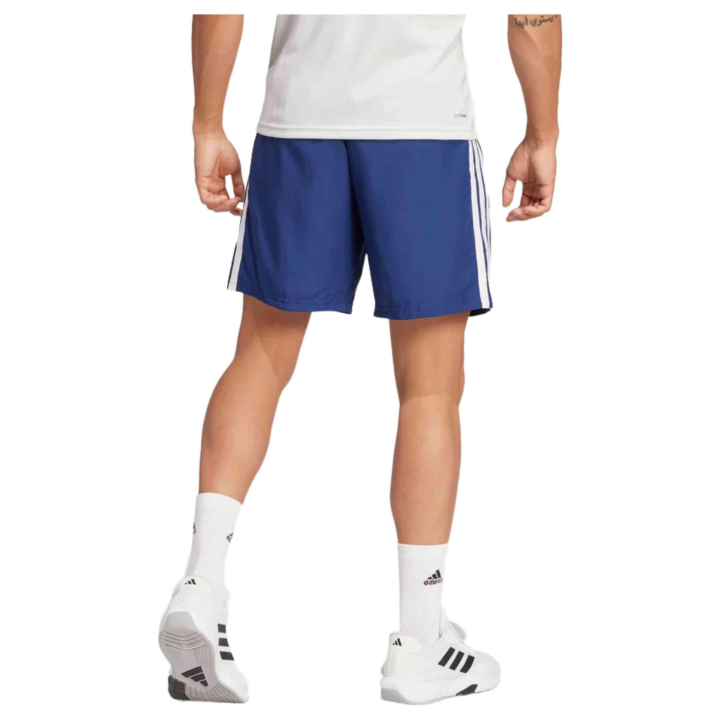 Korte broek Adidas model JC7719 voor mannen 2/5