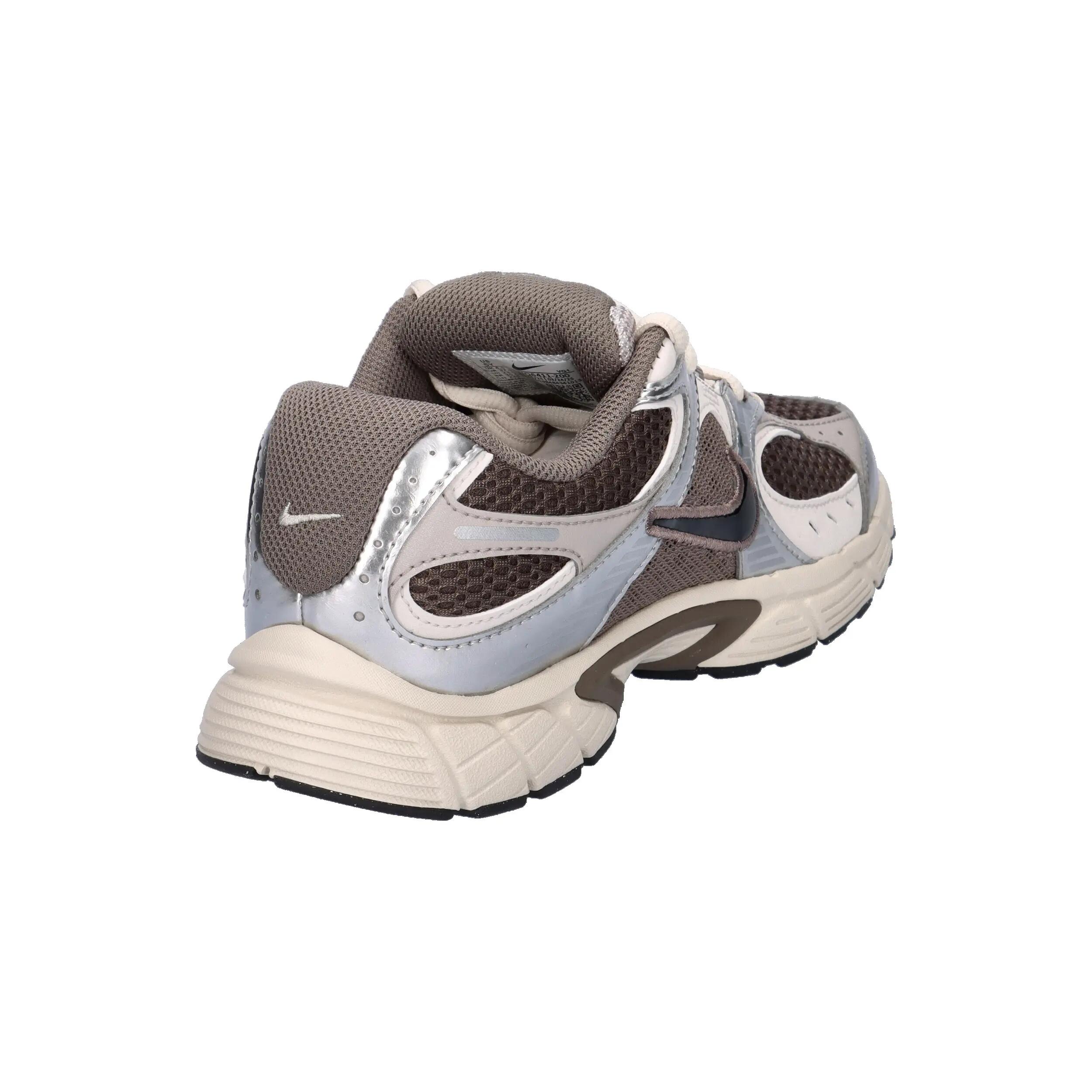 Nike Kinder Sneaker V5 RNR GS HQ6411 6/7