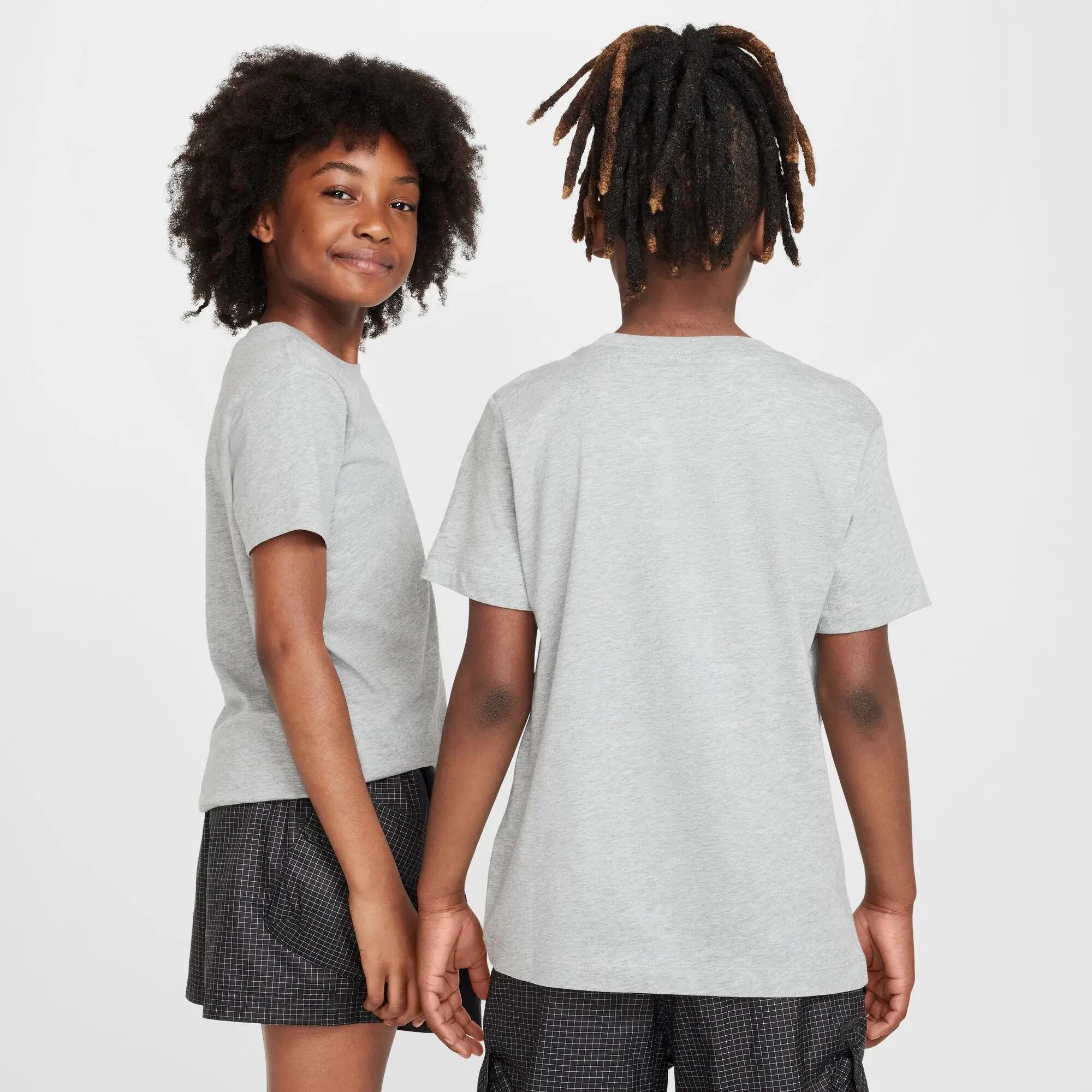 Nike Kinder T-Shirt Sportswear Big Kids FZ5177 2/3
