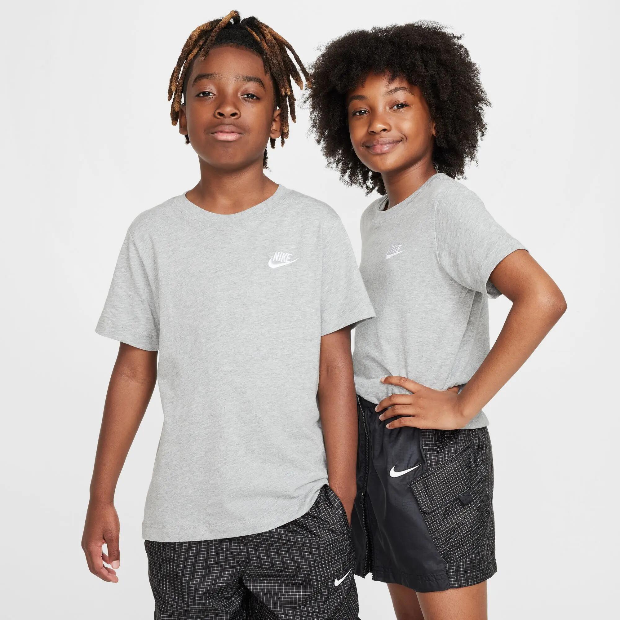 NIKE picture